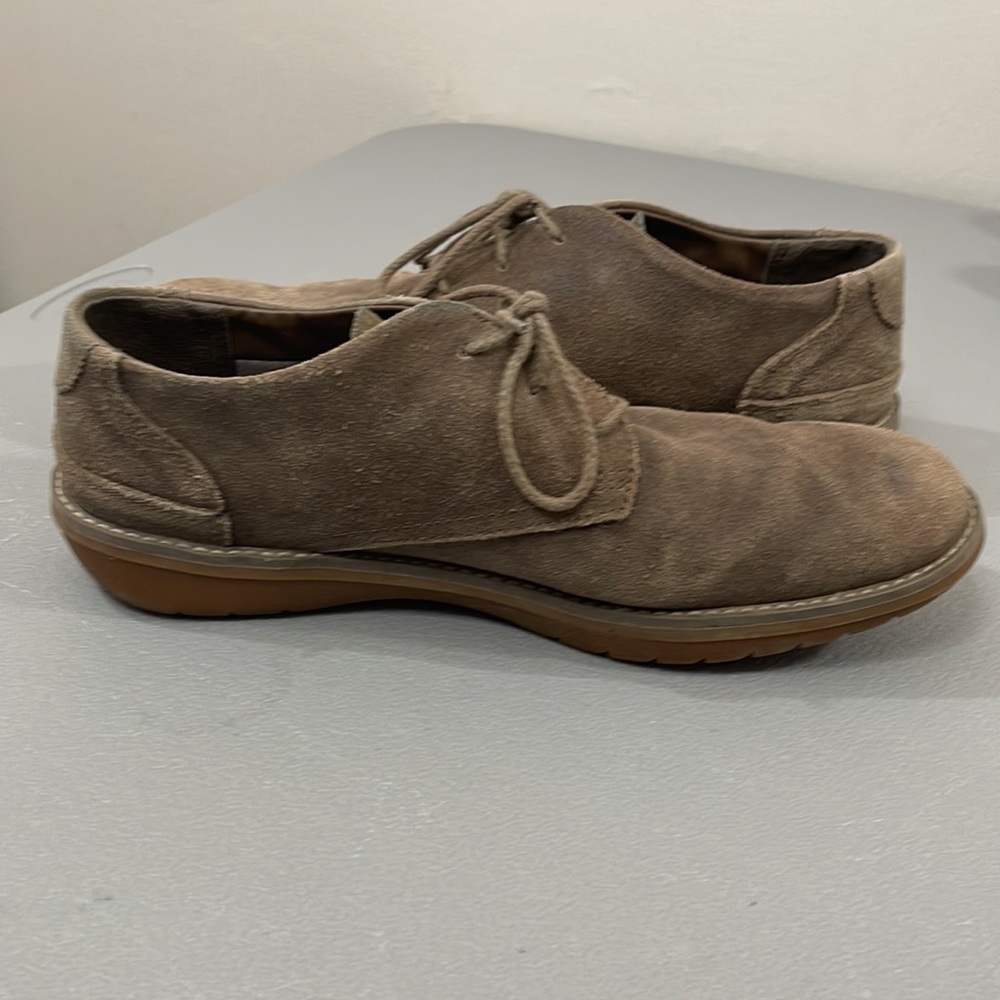 Timberland Suede Finish Oxford. Size 9.5. - Picture 12 of 16